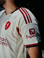 CAMISETA LIVERPOOL VISITANTE 2025/2026