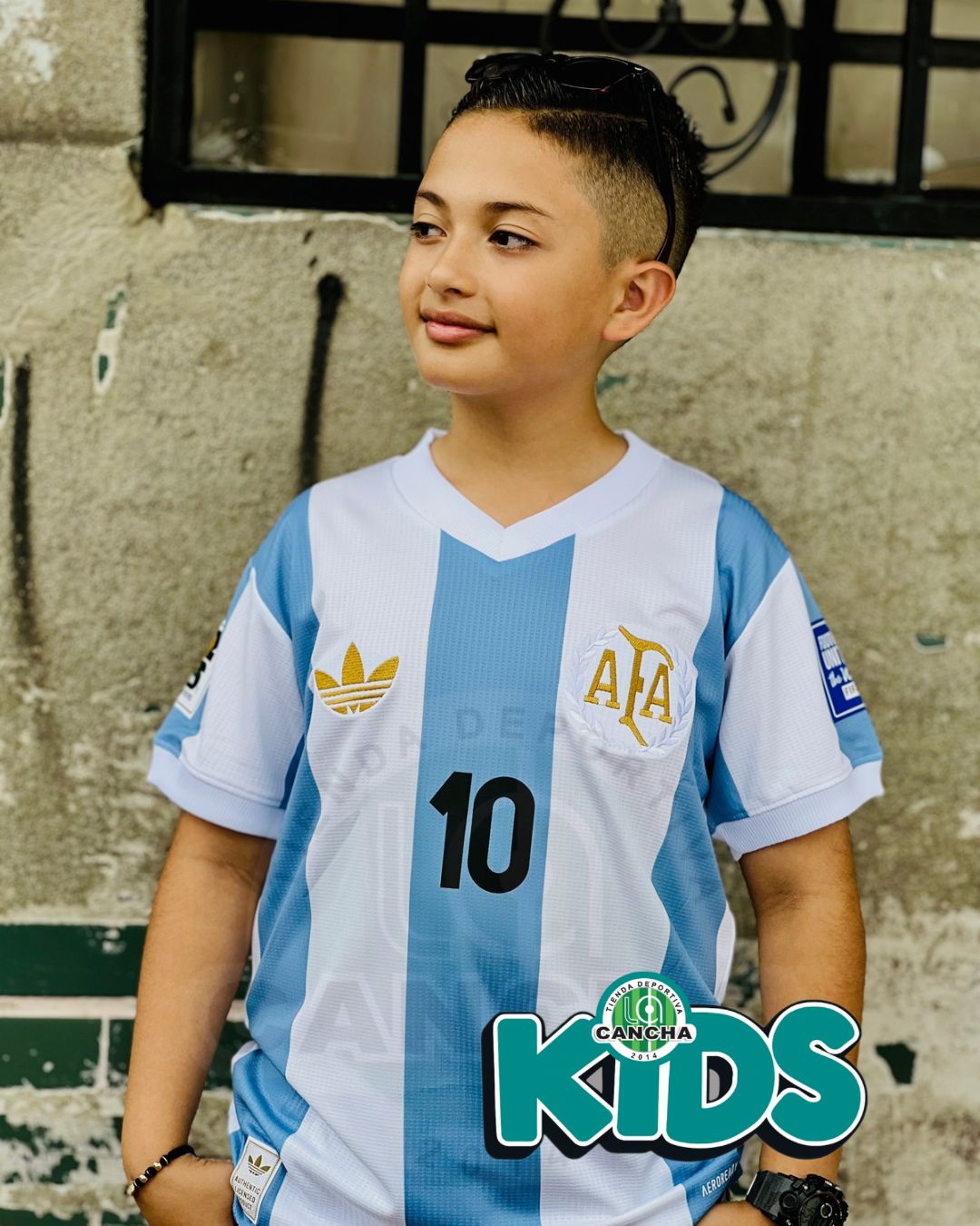 CAMISETA ARGENTINA VERSION ESPECIAL 50 AÑOS MESSI 2024/2025 NIÑO