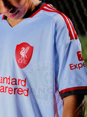 CAMISETA LIVERPOOL VISITANTE 2025