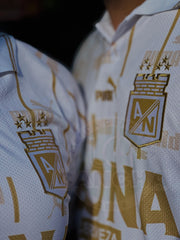 CAMISETA NACIONAL VERSIÒN ESPECIAL RETRO 1996-97