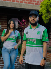 CAMISETA NACIONAL RETRO VISITANTE TIPO POLO 2001