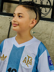 CAMISETA ARGENTINA VERSION ESPECIAL 50 AÑOS MESSI 2024/2025 NIÑO