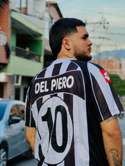 CAMISETA JUVENTUS RETRO LOCAL 2002