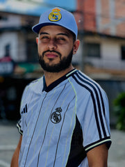 CAMISETA REAL MADRID BEISBOLERA 2025