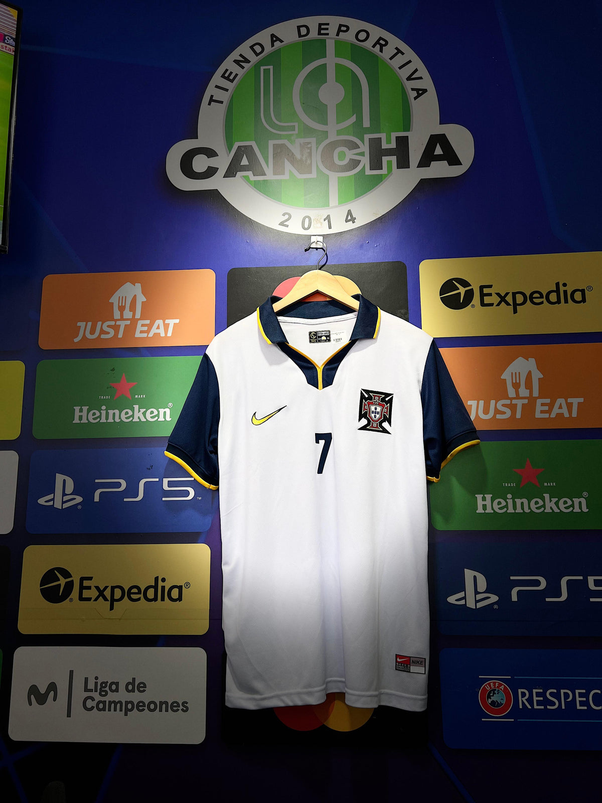 CAMISETA PORTUGAL RETRO VISITANTE 1998