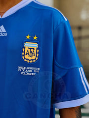 CAMISETA ARGENTINA RETRO VISITANTE 2010