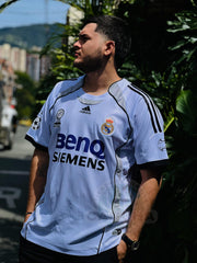 CAMISETA REAL MADRID RETRO LOCAL 2006/2007