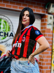 CAMISETA MILAN RETRO LOCAL 2010