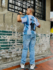 CAMISETA ARGENTINA VERSION ESPECIAL 50 AÑOS MESSI 2024/2025 NIÑO