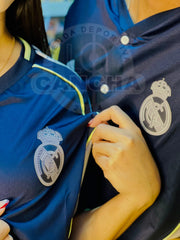 CAMISETA BEISBOLERA REAL MADRID AZUL 2025