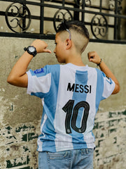 CAMISETA ARGENTINA VERSION ESPECIAL 50 AÑOS MESSI 2024/2025 NIÑO