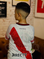 CONJUNTO RIVER PLATE 2025/2026 NIÑO