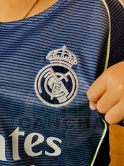 CONJUNTO REAL MADRID VISITANTE 2025 NIÑO