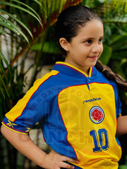 CAMISETA SELECCION COLOMBIA RETRO LOCAL 2001 NIÑO