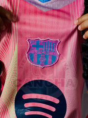 CONJUNTO BARCELONA VERSION ESPECIAL ROSADA 2025 KIDS