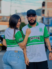 CAMISETA NACIONAL RETRO VISITANTE TIPO POLO 2001