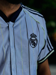 CAMISETA REAL MADRID BEISBOLERA 2025