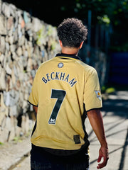 CAMISETA MANCHESTER UNITED RETRO TERCERA 2001/2002