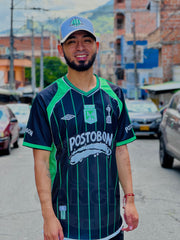 CAMISETA NACIONAL RETRO VISITANTE 2003