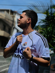 CAMISETA REAL MADRID RETRO LOCAL 2006/2007