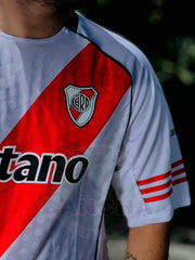 CAMISETA RIVER PLATE LOCAL 2025/2026